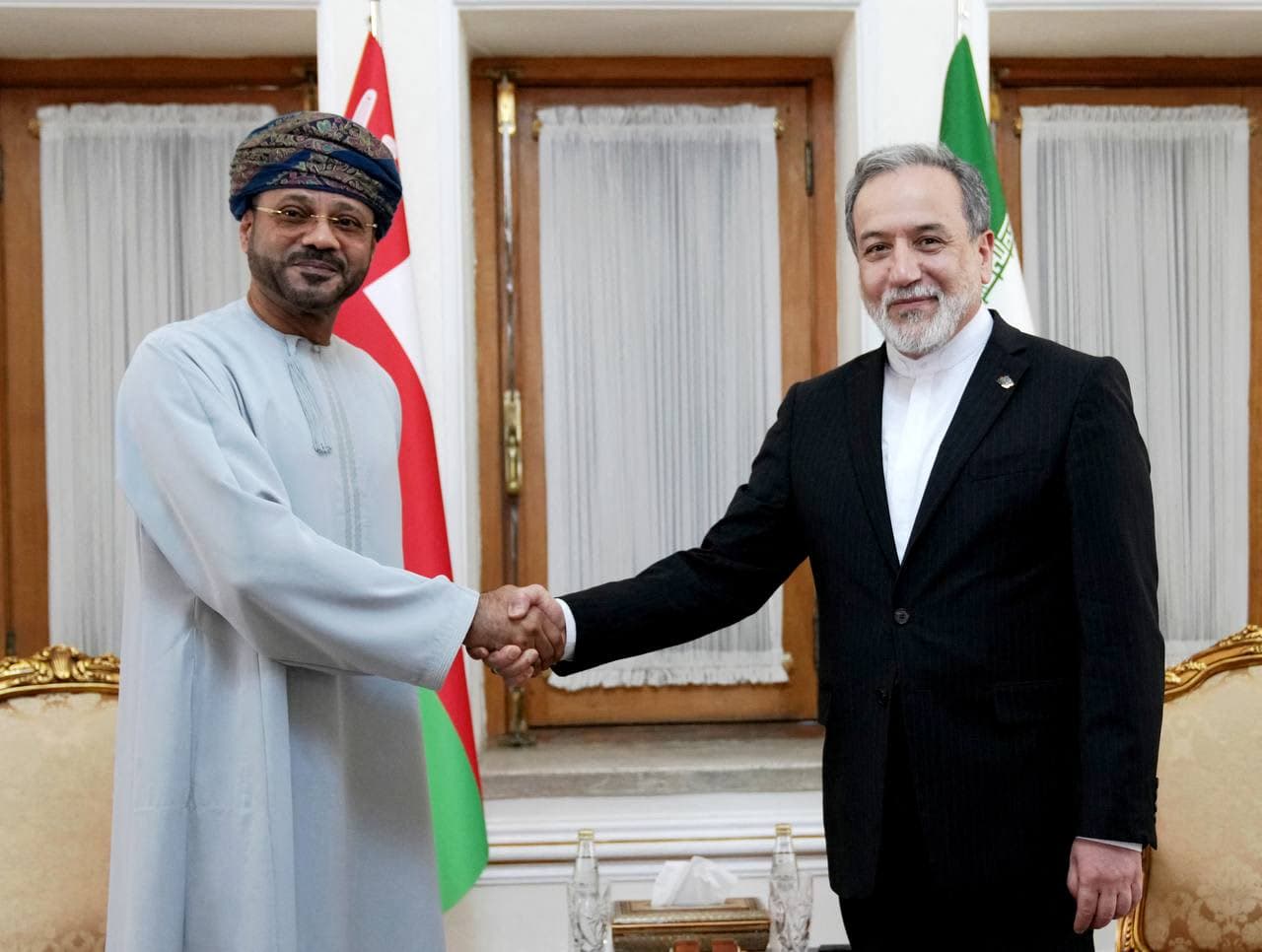 Oil prices extend slide as Iran and Oman eye temporary Hormuz deal