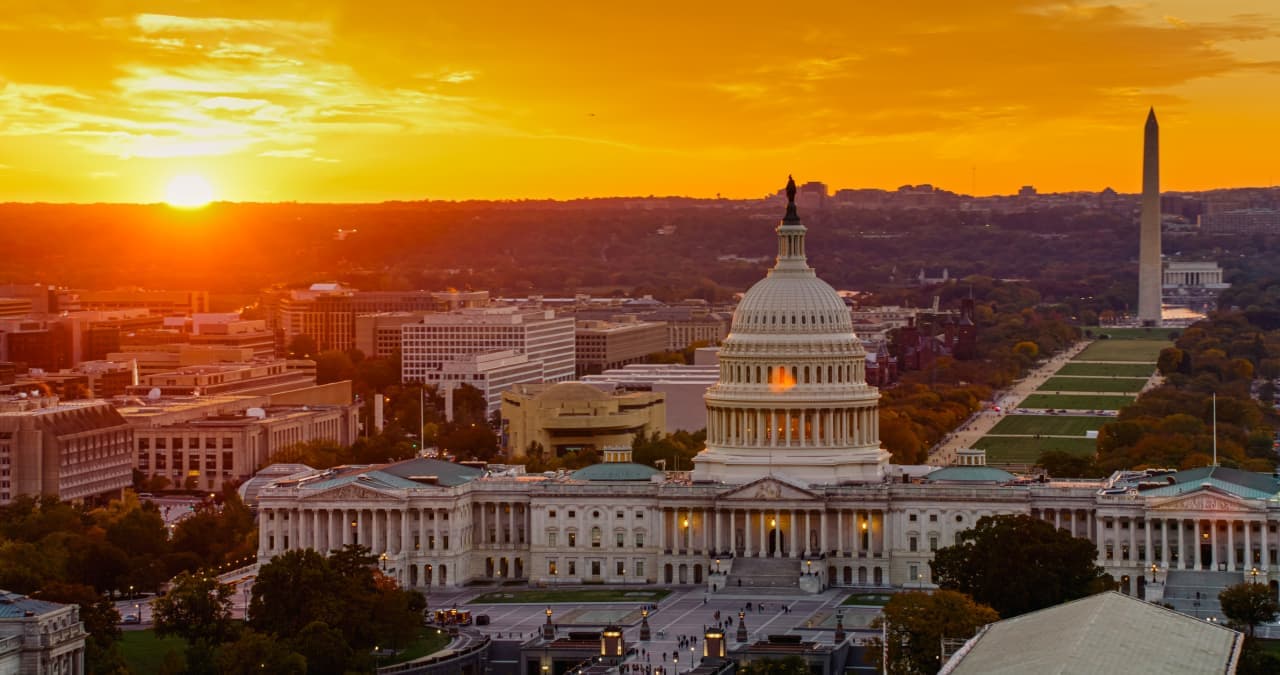 Here’s some surprisingly good news for the stock market this midterm election year