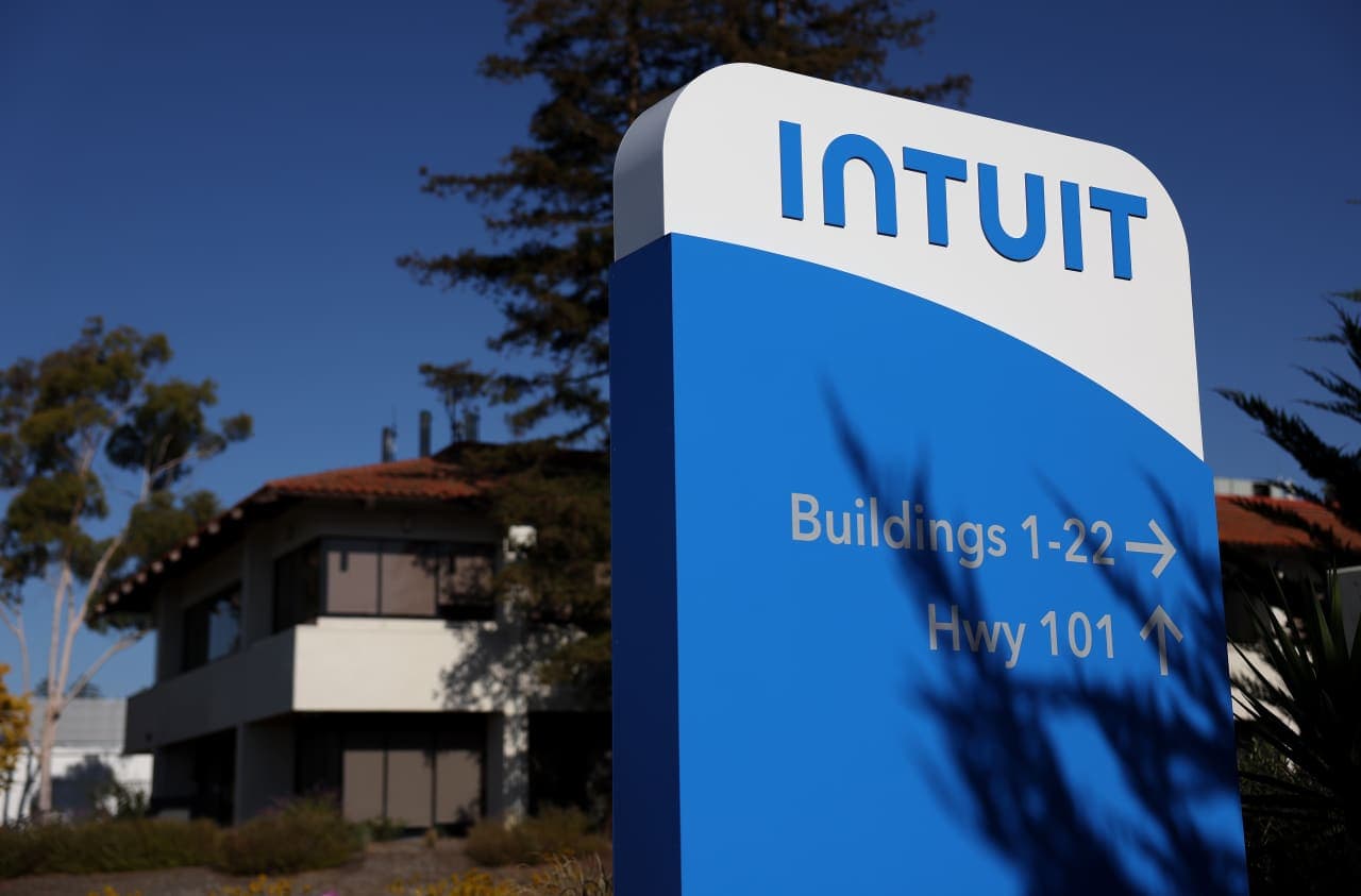 Customers are fleeing TurboTax over price, and Intuit’s stock is sliding