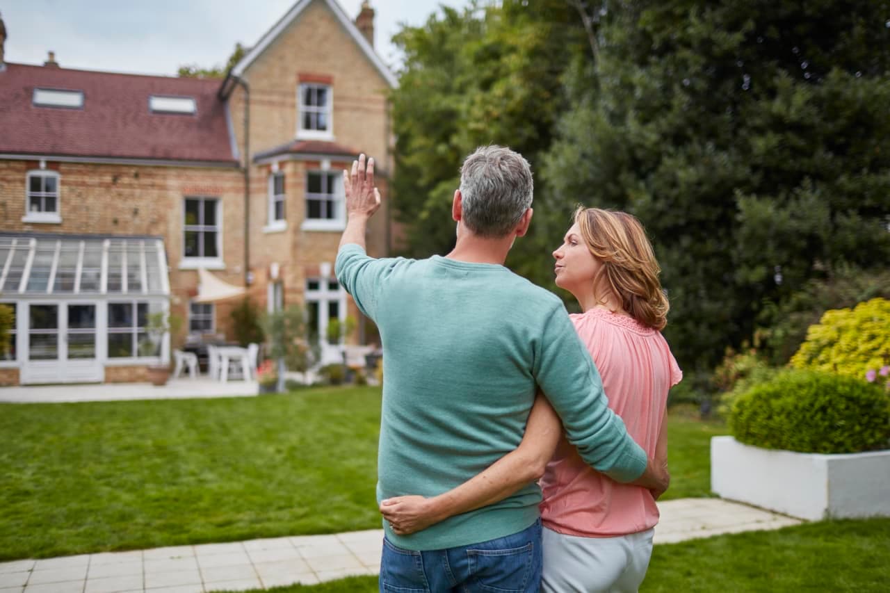 Are older Americans spoiling the economy for everyone else?